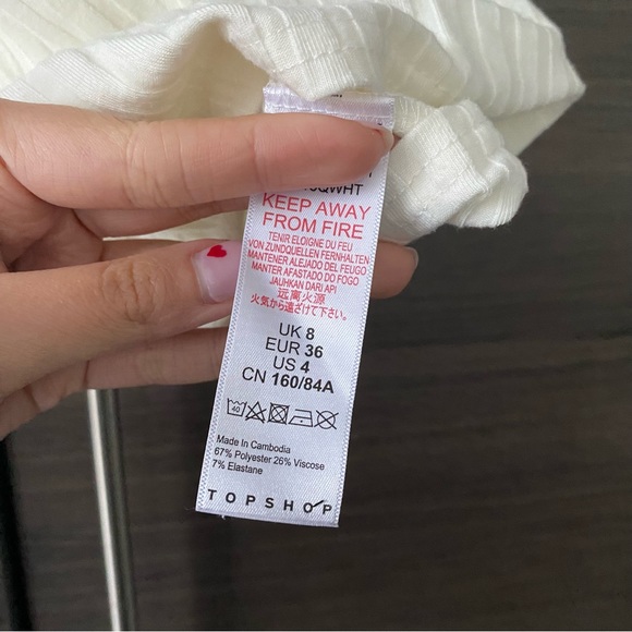 Topshop White Tank with Buttons - Picture 3 of 4